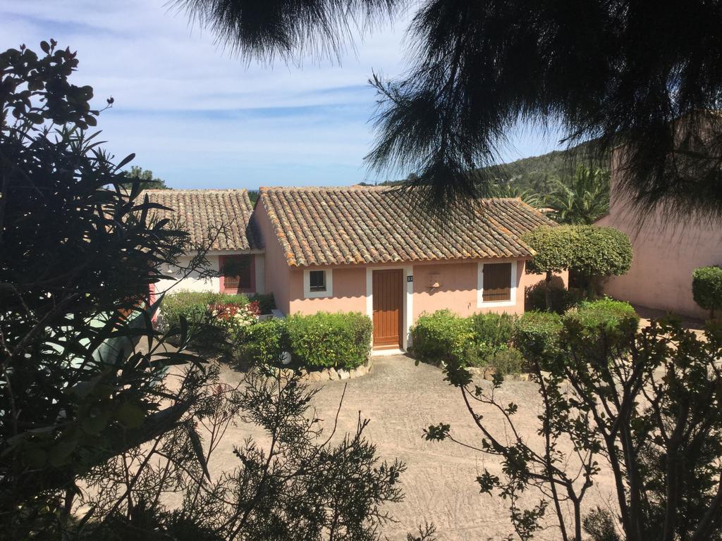 Résidence Playa Del'Oro Favone Exterior foto